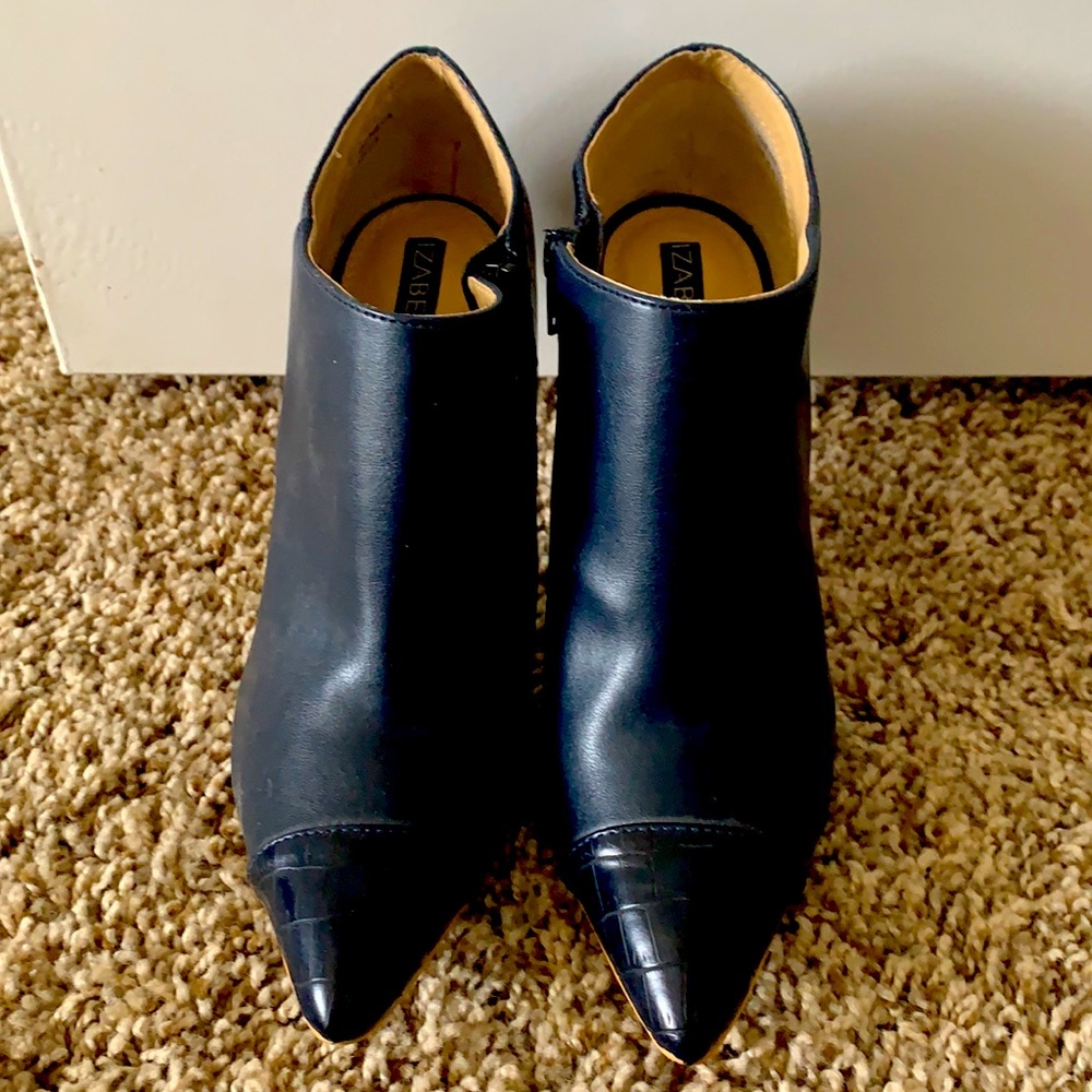 Short boots